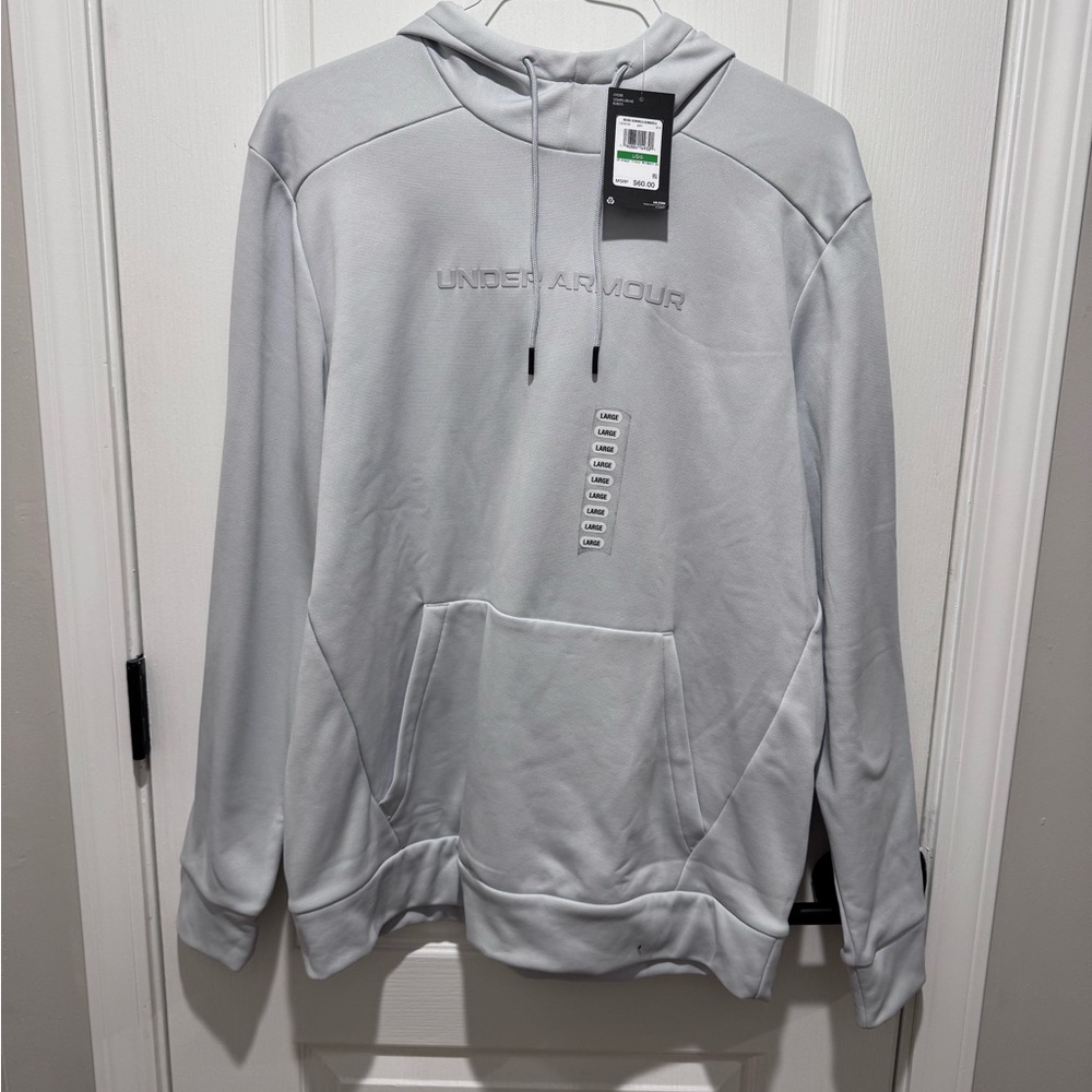 Men’s loose Under Armour Hoodie- size Large